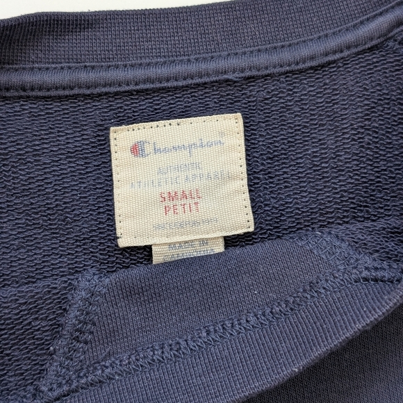 Champion Unisex Embroidered Navy Sweatshirt ~ Size Small (Men) - Picture 4 of 9